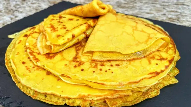 Тонкие блинчики с дырочками на молоке
