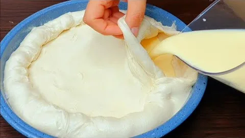 Домашний пирог с нежной заливкой