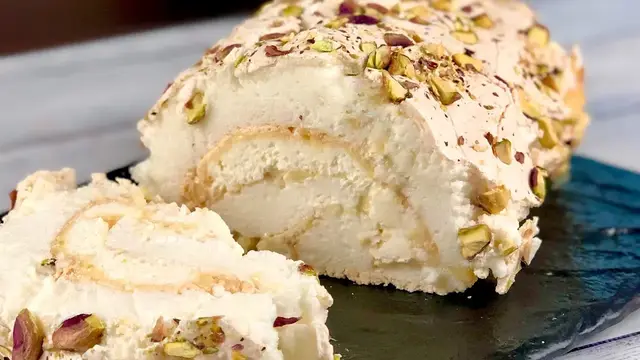 Меренговый рулет с лимонным курдом 