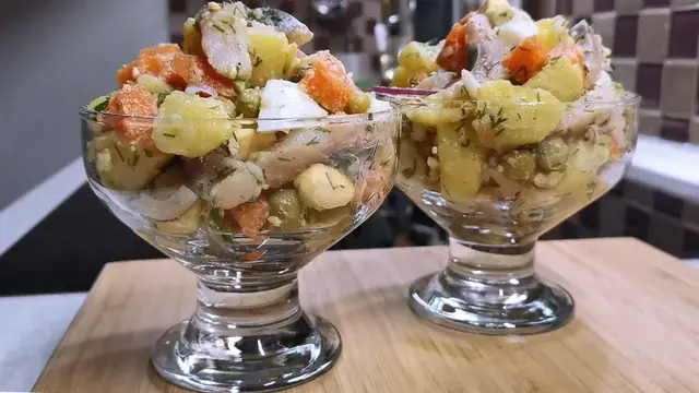 Салат с селедкой на праздничный стол 