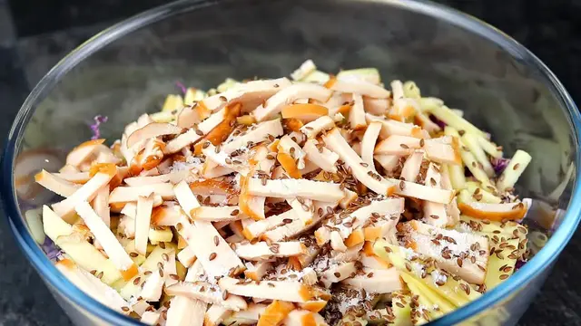 Салат со вкусом Нового года