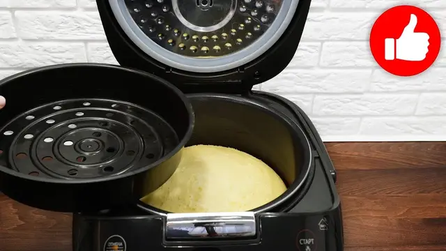 Вкусный пирог на молоке в мультиварке