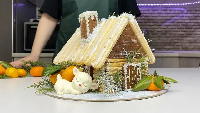 Шоколадный торт с вишней на Новый год