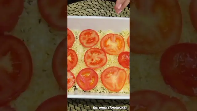 Салат с копченой курицей на любой праздник #этопросто #евгенияполевская #салат #салаты #салатизкурицы #слоеныйсалат