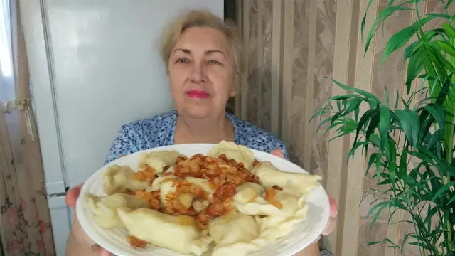 Домашние вареники с картошкой 
