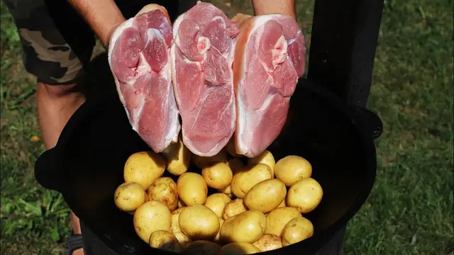 Вкусные рульки в казане
