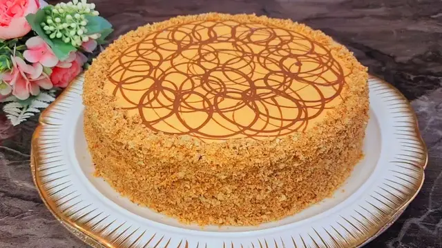 Невероятно простой и вкусный торт с орехами