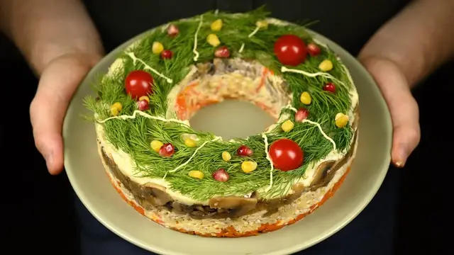 Салат с грибами