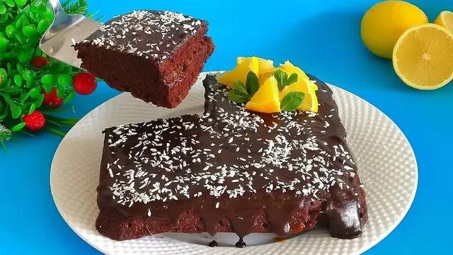 Шоколадный торт без яиц, сливочного масла и молока