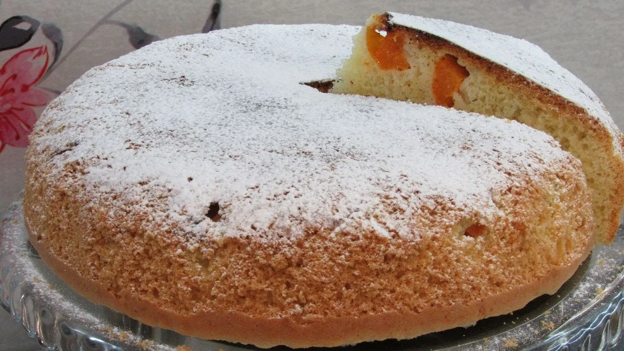 Абрикосовый пирог на сковородке