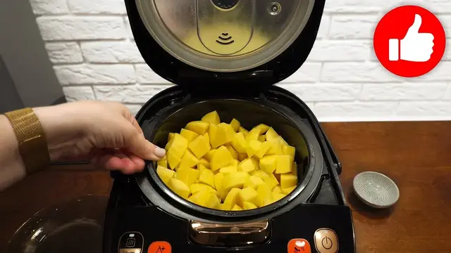 Курица с картошкой в мультиварке 