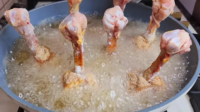 Вкусная курица на обед