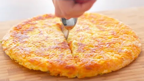 Хрустящая картофельная лепешка на сковороде