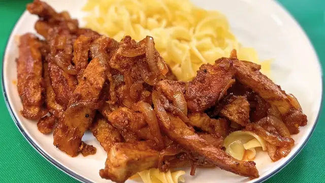 Вкусная свинина на сковородке