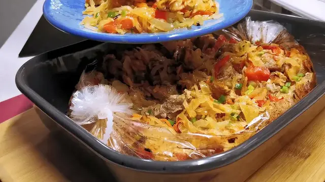 Свинина с капустой в рукаве