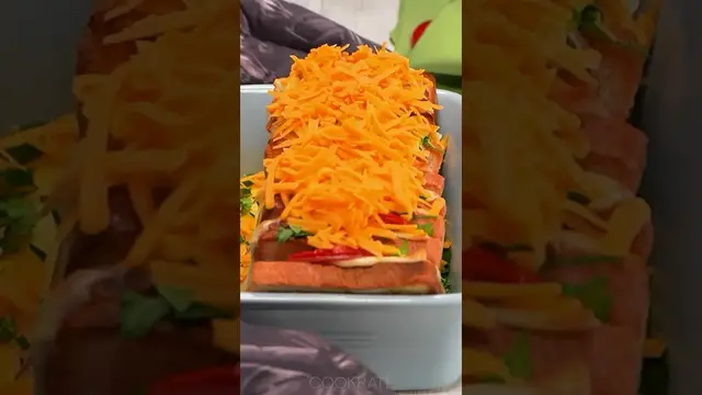 Быстрая закуска из тостового хлеба