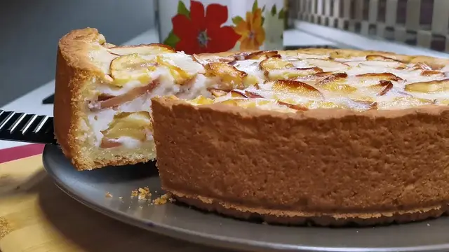 Яблочный пирог