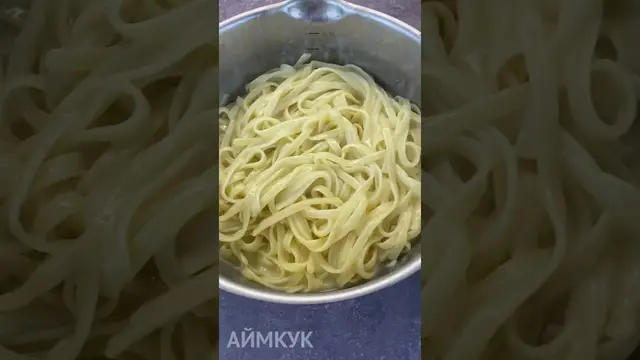 Паста Болоньезе с куриным фаршем в томатном соусе