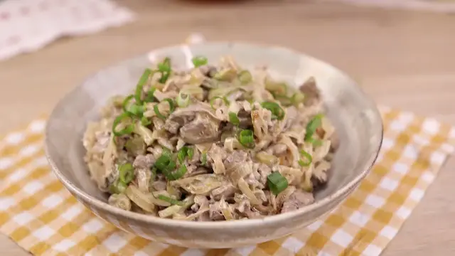 Салат из куриной печени