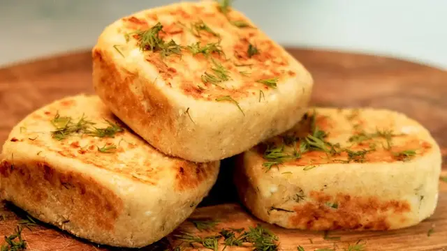 Несладкие сырники