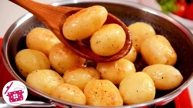  Самый вкусный молодой картофель на сковороде