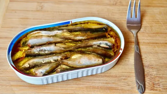 Гениальная закуска из шпротами