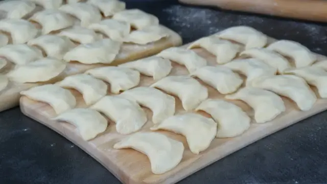 Классические вареники с картофелем и яйцом