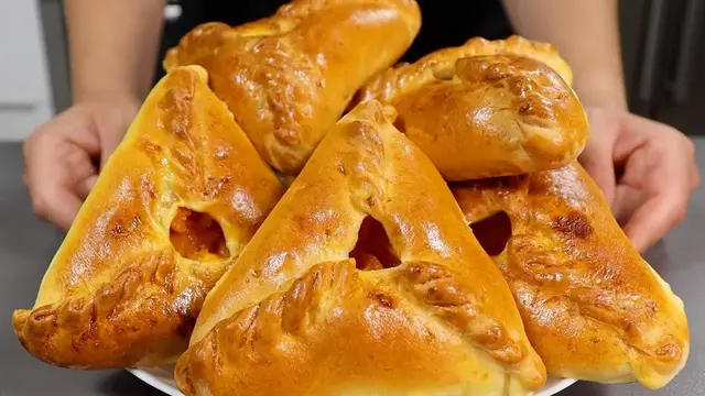 Пирожки с абрикосами