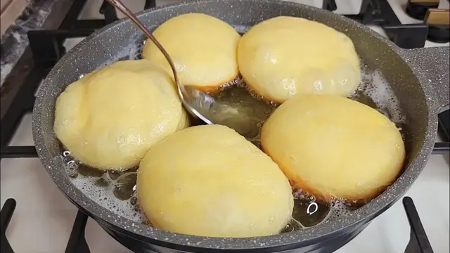 Вкусные пирожки с шоколадом