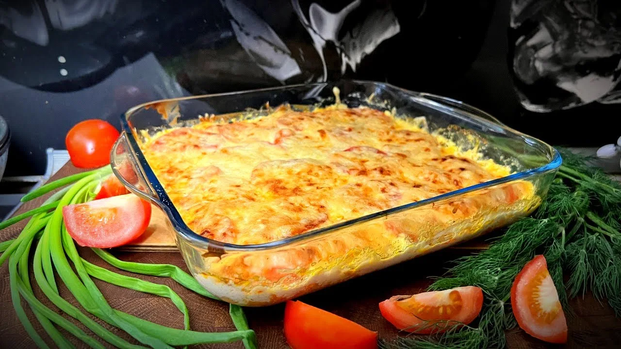 Филе трески с овощами в сметанном соусе в духовке