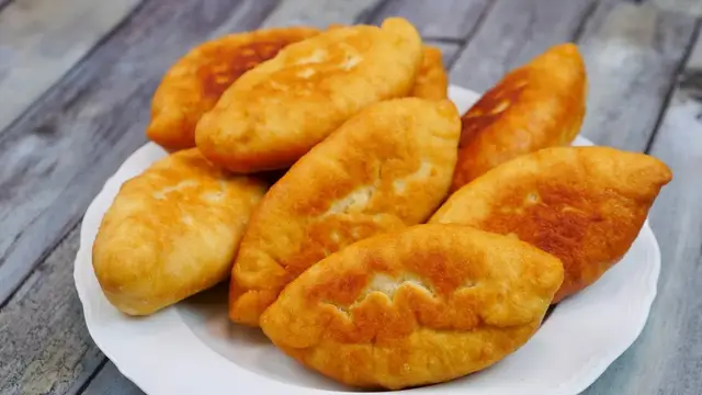 Домашние пирожки с картошкой