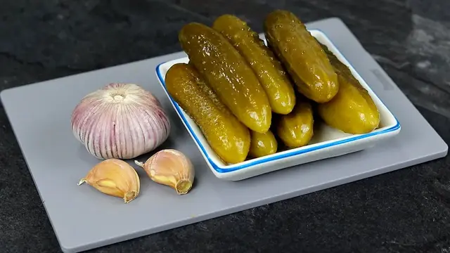 Бюджетный салат на праздничный стол