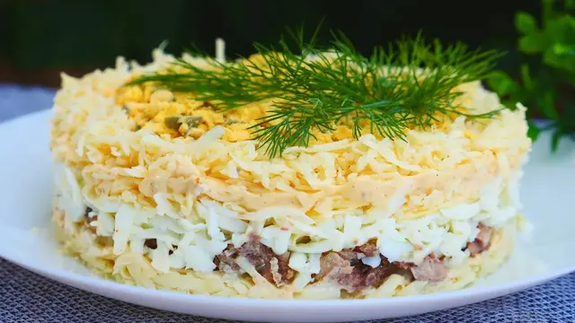 Очень нежный салат Мимоза по-новому
