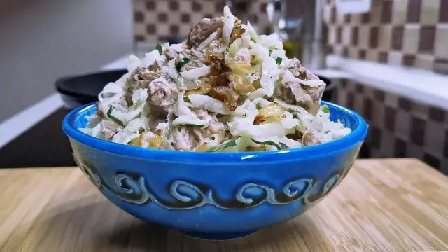 Салат с мясом и редькой 
