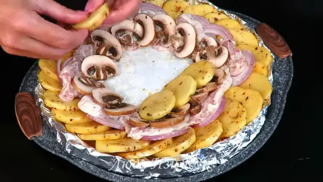 Картофель с мясом