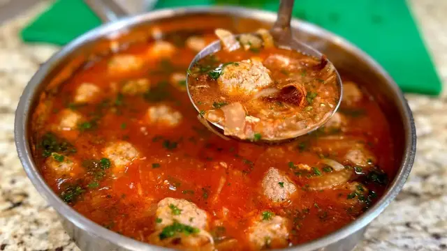 Самый вкусный суп с фрикадельками