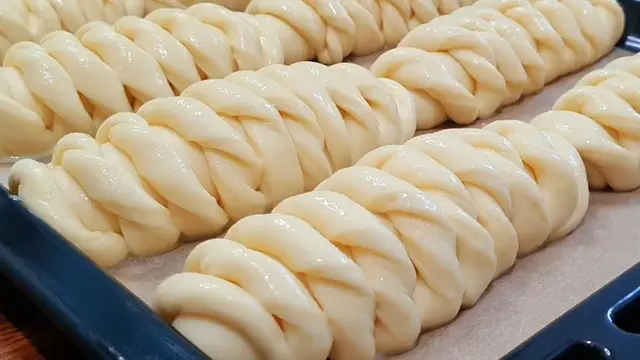 Сдобные булочки с шоколадом