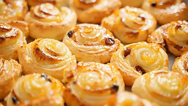 Вкусные и нежные булочки