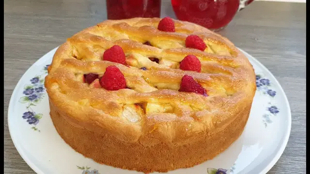 Яблочный пирог с морсом