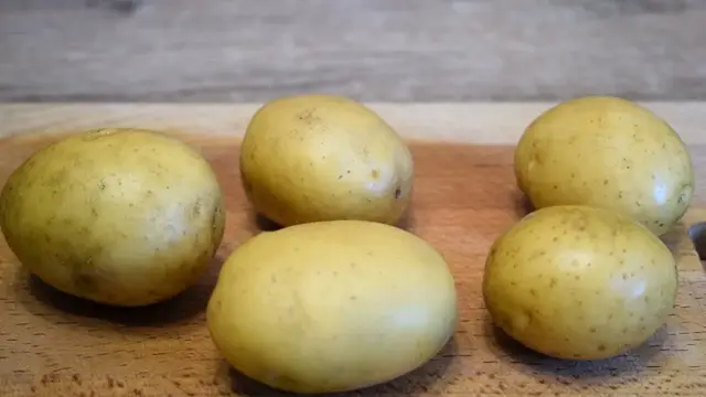 Вкусная жареная картошка