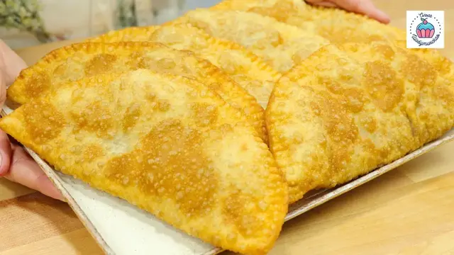 Хрустящие и сочные домашние чебуреки с мясом