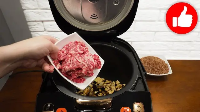 Гречка с мясным фаршем и баклажанами
