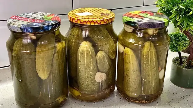 Вкусные, хрустящие маринованные огурцы на зиму