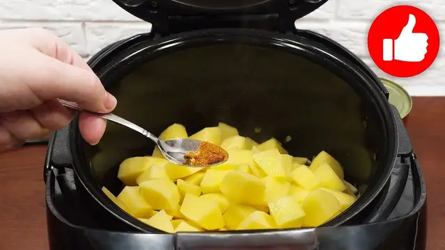 Картошка с фасолью в мультиварке