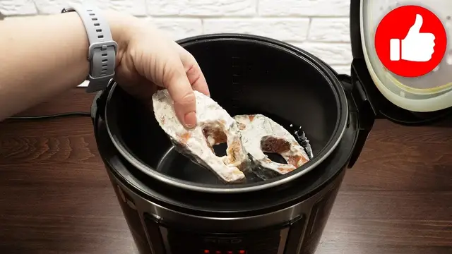 Вкусный ужин из форели в мультиварке