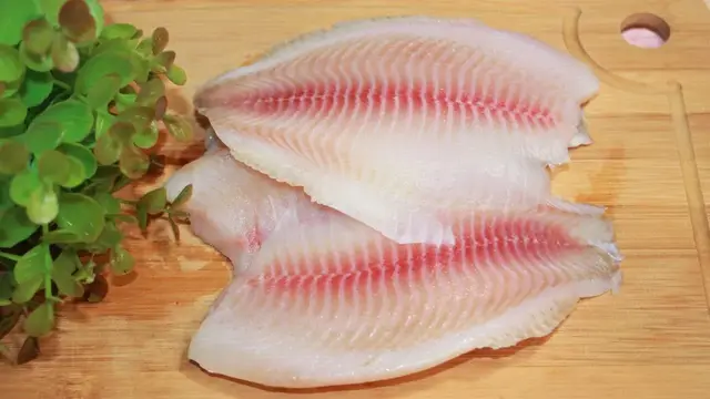 Запеканка с картошкой, рыбой и грибами 