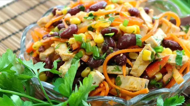 Салат Мужской каприз с мясом, фасолью и морковкой по-корейски