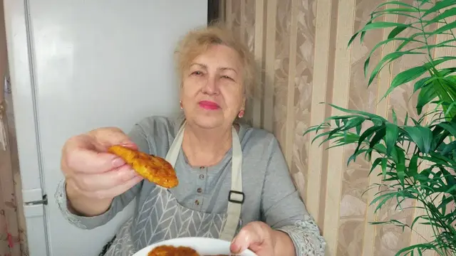 Тыквенные блинчики с яблоками