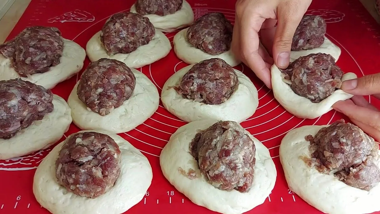 Пончики с мясом