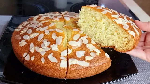Воздушный пирог на завтрак